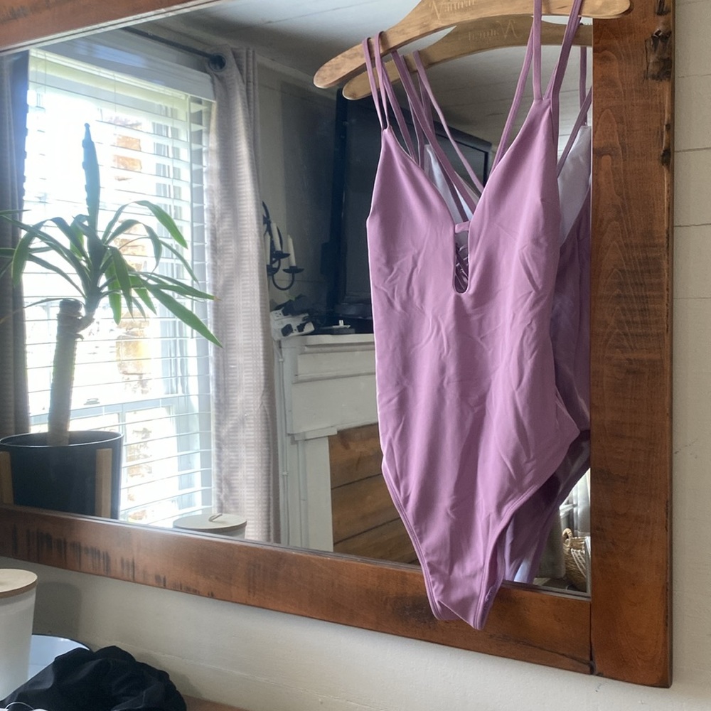🌴☀️🌊🏝️NWOT Cupshe- please read info and see pics 😃
